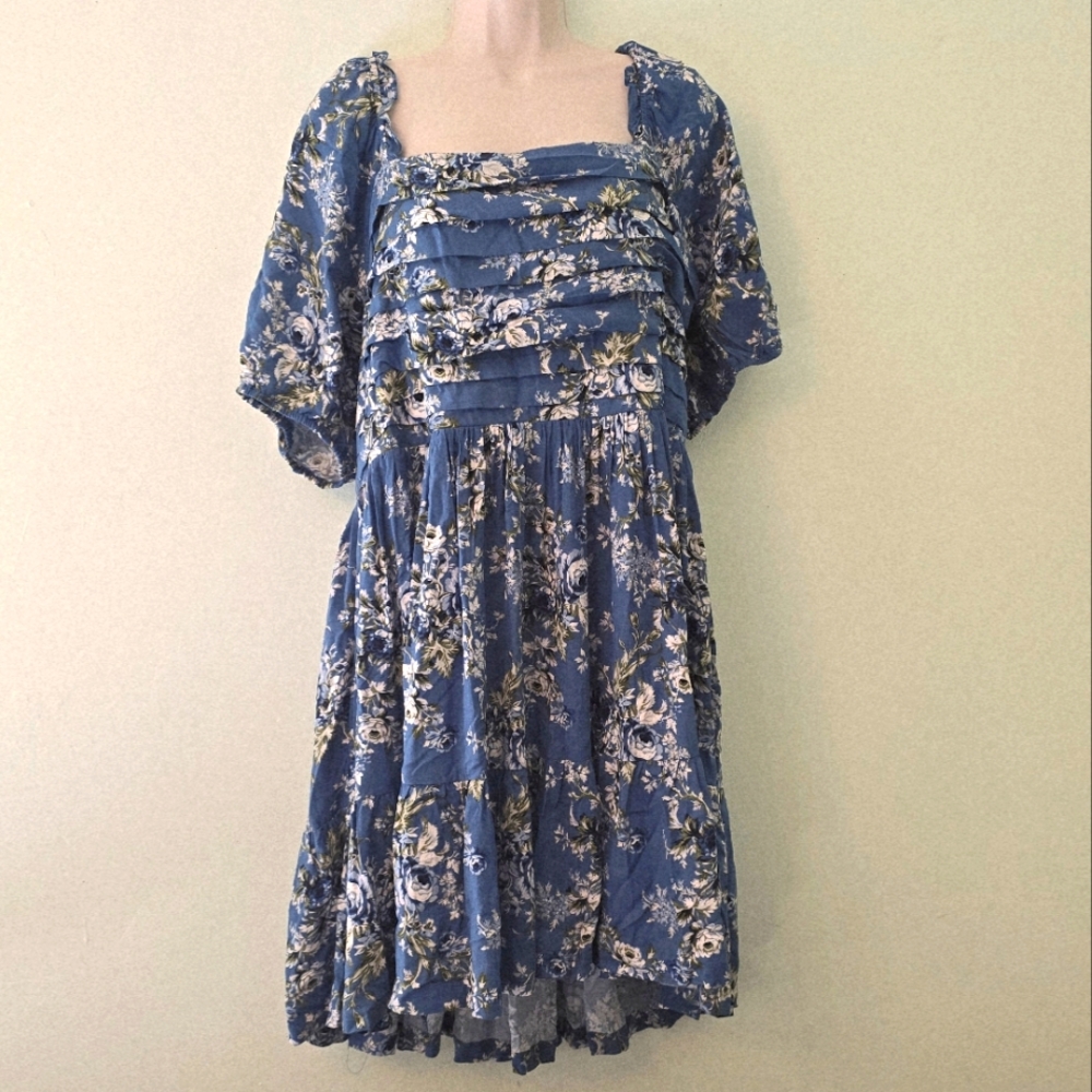NWT Arula Size 2X Floral Blue Women's Dress With Puffed Sleeves